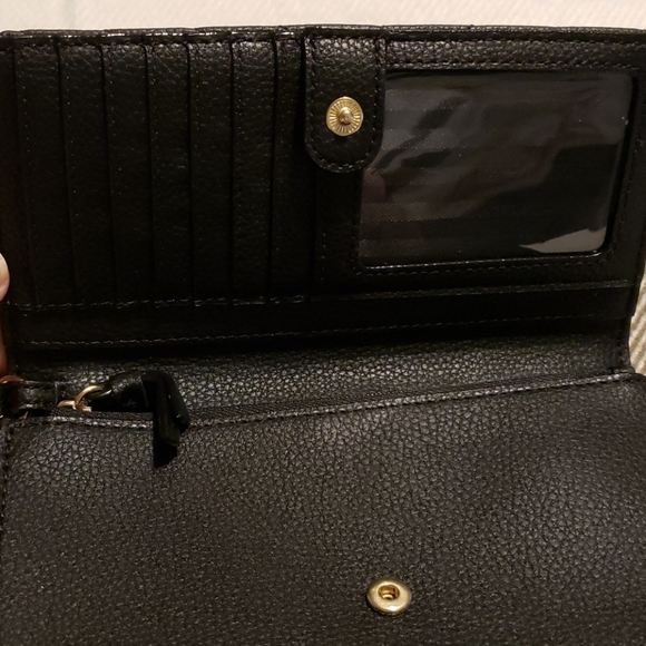 Victoria Secret Wallet - Picture 2 of 4